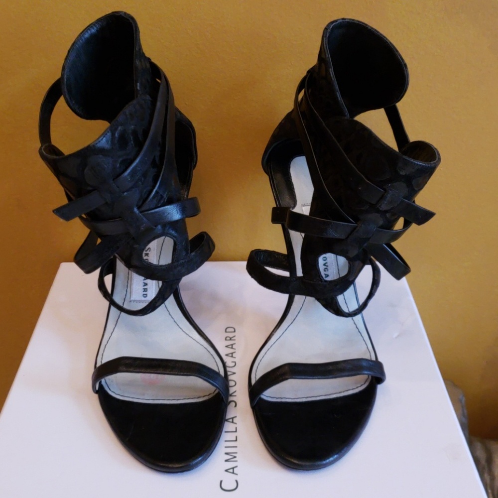 Camilla Skovgaard Black Ankle Cuff Sandals - Picture 1 of 6